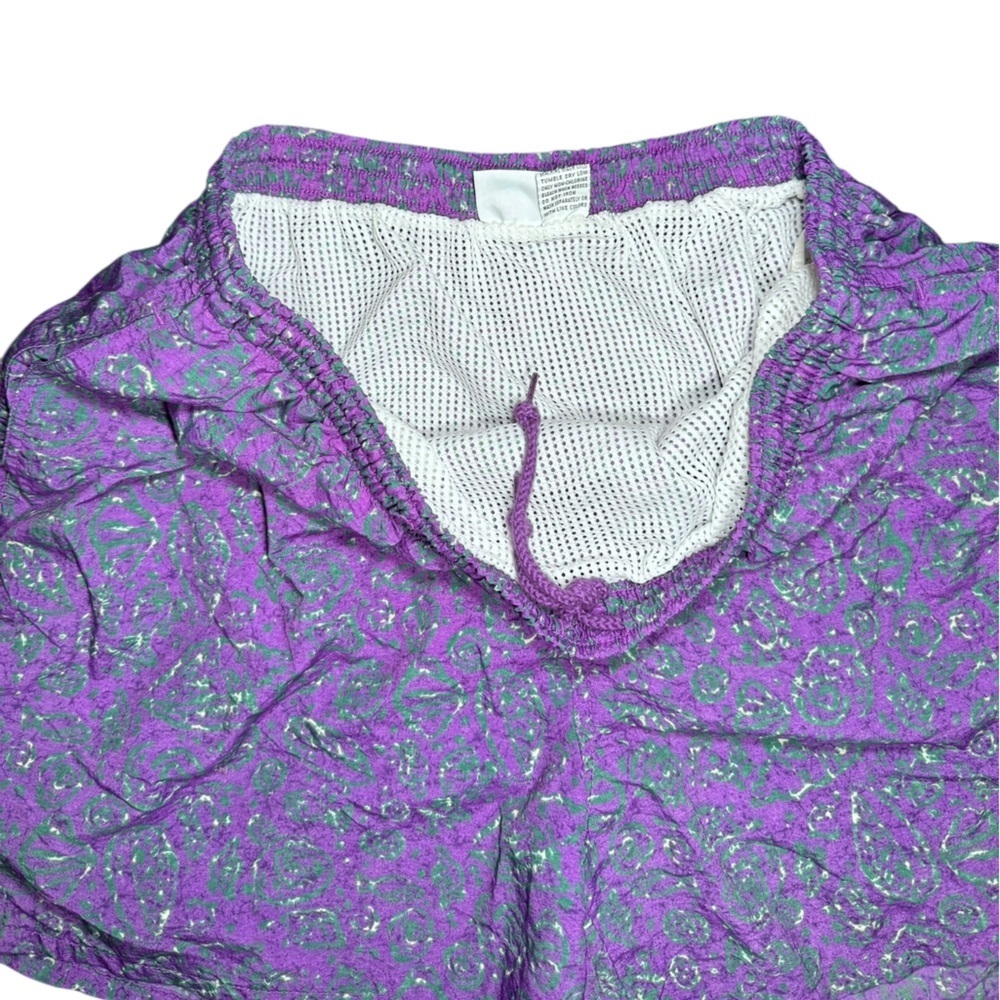 Vintage 90’s Men’s Vibrant Abstract Print Shorts - Picture 3 of 4